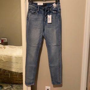 Brand New Size 7 Judy Blues